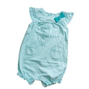 4/25$ | Carter's | Green Onesie with Cute Bow
